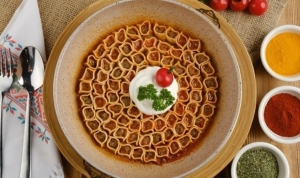 masterchef-tepsi-manti-tarifi-tepsi-manti-nasil-yapilir-puf-noktalari-neler-iste-enfes-tepsi-c969gNr6.jpg