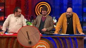 masterchefte-kasik-atmak-ne-demek-masterchef-all-star-altin-kasik-nedir-donemin-3-kasigi-jg6WrqAA.jpg