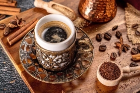metabolizmayi-hizlandiran-mucizevi-ikili-tarcinli-turk-kahvesinin-bedeninize-10-yarari-zbByy3sh.jpg