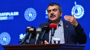 okullarda-cep-telefonu-karari-derse-girmeden-teslim-edecekler-EkZUWz9M.jpg