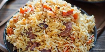 ozbek-pilavi-tanimi-nefis-kuzu-eti-ve-havucla-lezzetlenen-ozbek-pilavi-nasil-yapilir-zFdwpnsL.jpg
