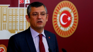 ozgur-ozel-islahatlari-ve-ihtilalleri-hizla-yapmak-zorundayiz-CdpZJBCZ.jpg