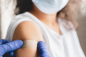 rahim-agzi-kanserini-onlemek-icin-hpv-asisi-nedir-ObhOmMFH.jpg