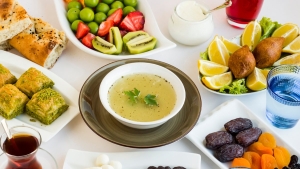 ramazan-ayinda-saglikli-beslenmek-icin-pratik-ipuclari-Z6DN49zm.jpg