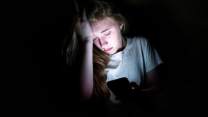 siber-zorbalik-ve-trolleme-nedir-4hKA7mLM.jpg