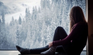 soguk-havalarda-mental-sihhati-bozan-rahatsizlik-kis-depresyonu-nedir-belirtileri-nelerdir-kis-depresyonuyla-basa-vEKmBjyy.jpg