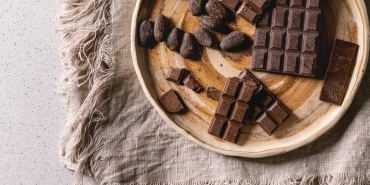 tadiyla-mest-ediyor-bitter-cikolatanin-yararlari-saymakla-bitmez-kanser-alzheimer-ScvXpXOq.jpg