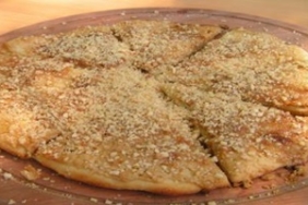 tahinli-pide-tanimi-bursa-yoresine-iliskin-tahinli-pide-nasil-yapilir-cneqpqpL.jpg