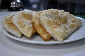 tdknin-cig-borek-yazilisini-ci-borek-olarak-degistirmesi-eskisehirde-olumlu-karsilandi-W8jTgQvk.jpg