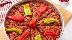 tepsi-kebabi-nasil-yapilir-tepsi-kebabi-icin-gerekli-gerecler-neler-Nej2V4KE.jpg