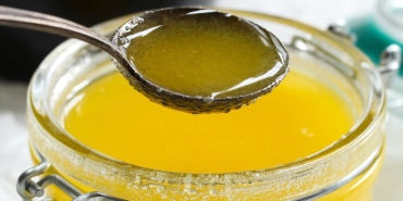 tereyaginin-bir-tik-ustu-ghee-yaginin-yararlari-nzHaOHVC.jpg