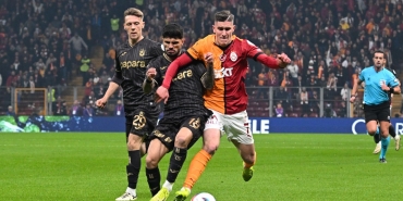 trabzonspordan-devre-ortasi-hakem-reaksiyonu-sari-kart-nedir-neye-verilir-wpfnZkks.jpg