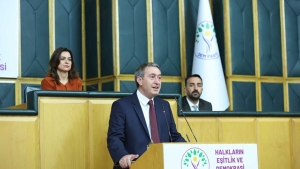 tuncer-bakirhandan-bahceliye-kapatma-karsiligi-evvel-o-agzini-kapat-bb9GMwPH.jpg