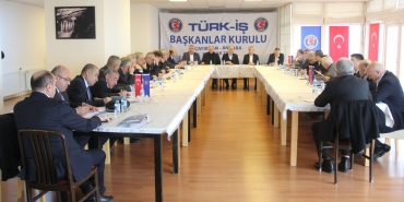 turk-is-baskanlar-kurulu-cayirhanda-toplandi-ozellestirmelerin-iktisada-ve-halka-yarari-olmadi-at13W6YV.jpg