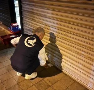 ulku-ocaklari-salihlideki-esnafa-ahilik-duasiyla-siftah-parasi-dagitti-fam3IsYx.jpg