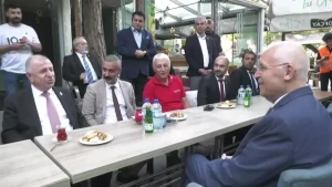 umit-ozdag-bu-secimde-bizim-acimizdan-en-degerli-sorun-turk-milletinin-13-milyon-isgalciye-I2KdSeeb.jpg