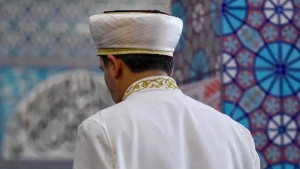 vaiz-nedir-vaizin-vazifeleri-nelerdir-pDVOHxXu.jpg