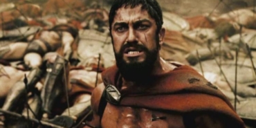 300-spartali-sinemasinin-konusu-nedir-oyunculari-kimler-kissasi-gercek-mi-cCS5gDyB.jpg