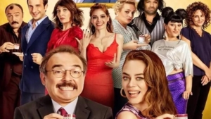 aile-arasinda-ne-zaman-cekildi-aile-arasinda-filmi-konusu-nedir-oyunculari-kimler-5wVOZDde.jpg