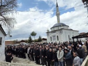 corumda-vatandaslar-yagmur-duasi-yapti-L2deKWdO.jpg