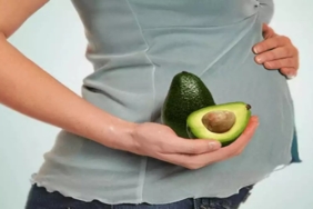 hamilelikte-avokada-yemenin-buyuk-yararlari-ortaya-cikti-bebekler-icin-bilinmeyen-bir-kalkan-pPYH6jXG.jpg