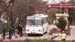 kontrollu-hurluk-nedir-ne-demek-muhleti-kac-yil-kontrollu-hurluk-duzenlemesi-kimlere-uygulanir-bakan-DXjh2HEH.jpg