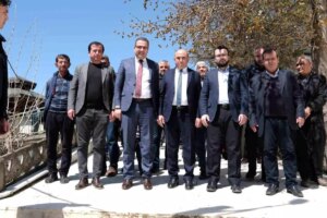 manisanin-alemsahli-mahallesinde-yagmur-duasi-ve-yemek-hayri-duzenlendi-98wNqYlv.jpg