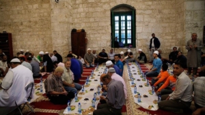 oruc-tutmanin-yararlari-maddi-ve-manevi-refah-sagliyor-T5jzAqya.jpg