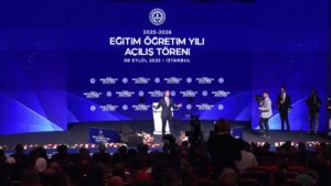 bakan-tekin-bu-topraklarin-dili-de-ezgisi-de-duasi-da-birbirinin-hasmi-degil-hasretidir-VtyJQymw.jpg