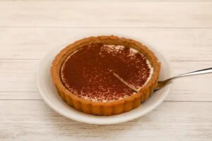 enfes-italyan-lezzetine-farkli-bir-dokunus-tiramisu-tart-tarifi-NvM4sUWA.jpg