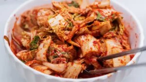 kore-mutfaginin-pratik-yildizi-masterchef-quick-kimchi-tarifi-tYEfsw5W.jpg