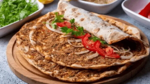 pratik-ve-lezzetli-tarif-evde-lahmacun-keyfi-zGerFSks.jpg