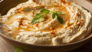 saglikli-atistirmalik-evde-humus-tarifi-XxCRZCVN.jpg