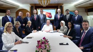 son-dakika-erdogandan-surec-aciklamasi-yasal-duzenleme-olacak-mi-sorusuna-yanit-verdi-40-yillik-rkfSYrRE.jpg